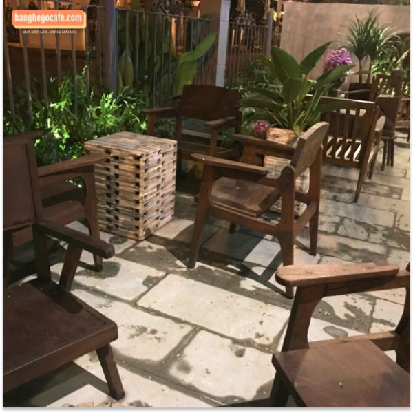 Mẫu bàn ghế cafe xưa, bàn ghế cafe vintage, bàn ghế cafe cổ điển, bàn ghế cafe bằng gỗ và bàn ghế cafe mua ở đâu uy tín nhé!